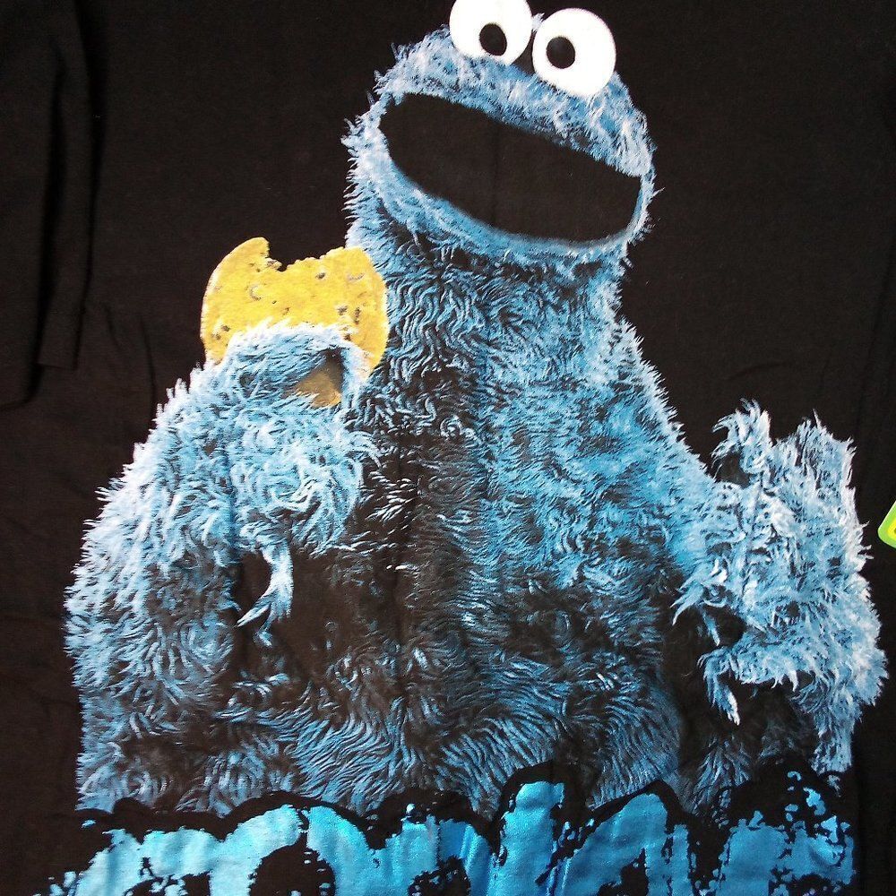 NWT Sesame Street Workshop Cookie Monster T-Shirt